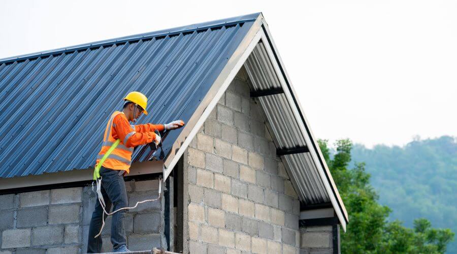 Professional gutter cleaning in Rock Glen, PA